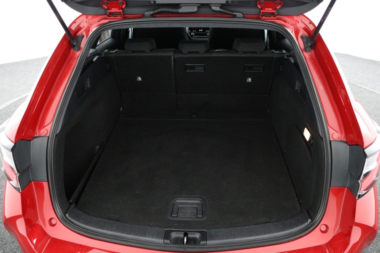 Toyota Corolla Touring Sports - 2.0 Hybrid First Edition 24