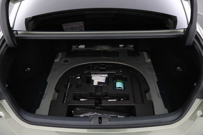 Lexus ES - 300h Executive Line 34