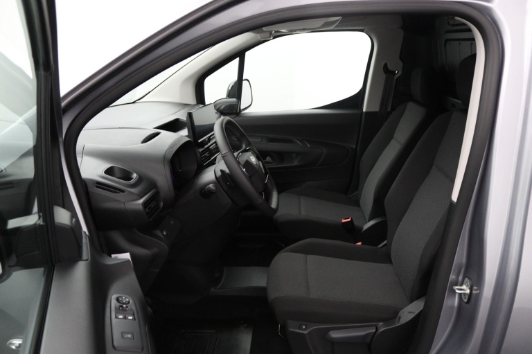 Toyota PROACE CITY Electric - Navigator Long 50 kWh 16