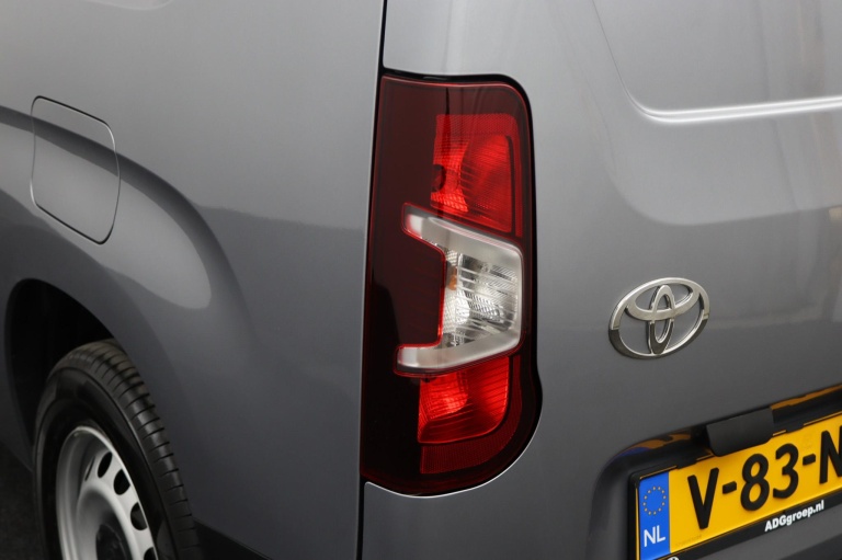 Toyota PROACE CITY Electric - Navigator Long 50 kWh 35