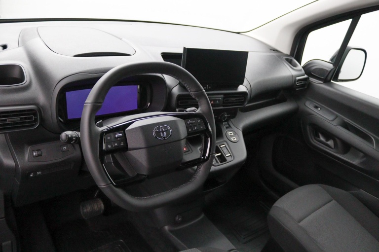 Toyota PROACE CITY Electric - Navigator Long 50 kWh 38