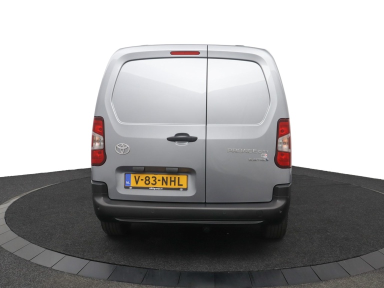 Toyota PROACE CITY Electric - Navigator Long 50 kWh 43