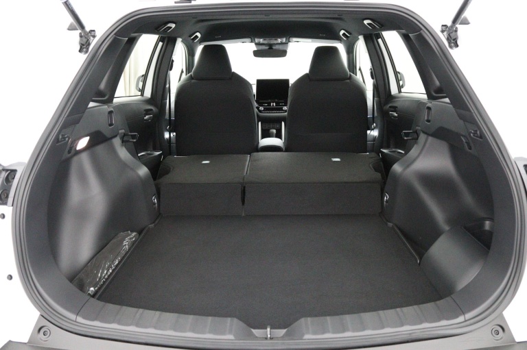 Toyota Corolla Cross - Hybrid 200 Dynamic 26