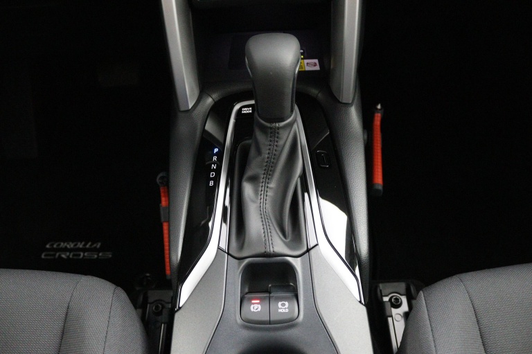 Toyota Corolla Cross - Hybrid 200 Dynamic 27