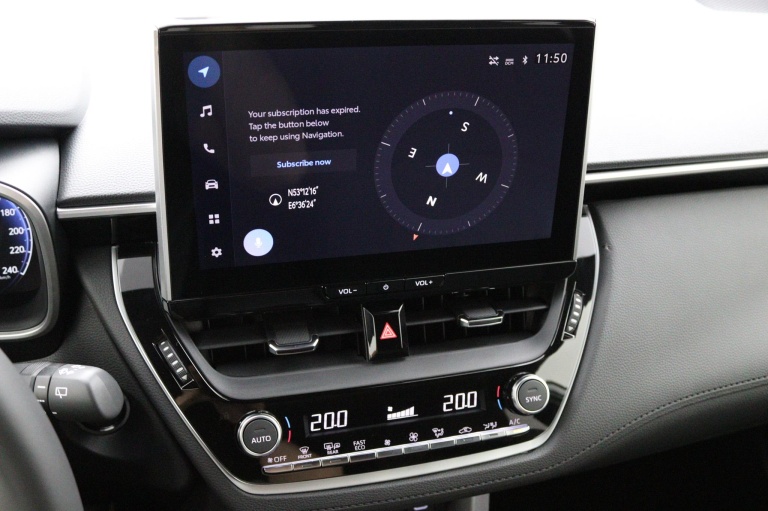 Toyota Corolla Cross - Hybrid 200 Dynamic 28