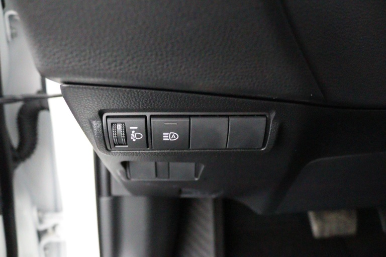 Toyota Corolla Cross - Hybrid 200 Dynamic 31