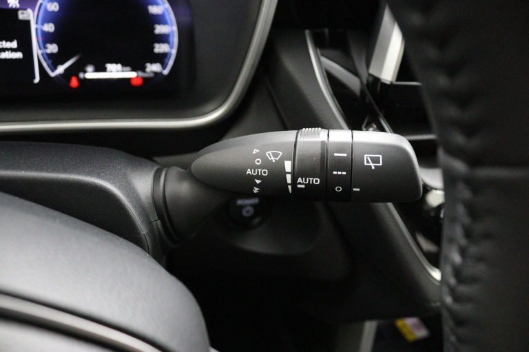 Toyota Corolla Cross - Hybrid 200 Dynamic 33