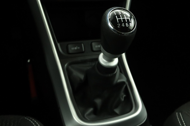 Suzuki S-Cross - 1.4 Boosterjet Select 27