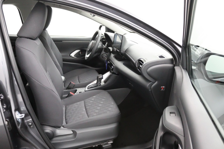 Toyota Yaris - 1.5 Hybrid 115 Comfort 10