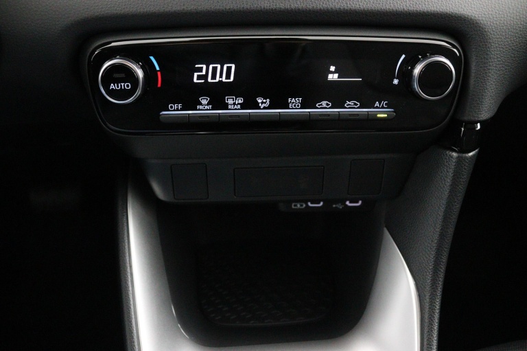 Toyota Yaris - 1.5 Hybrid 115 Comfort 16