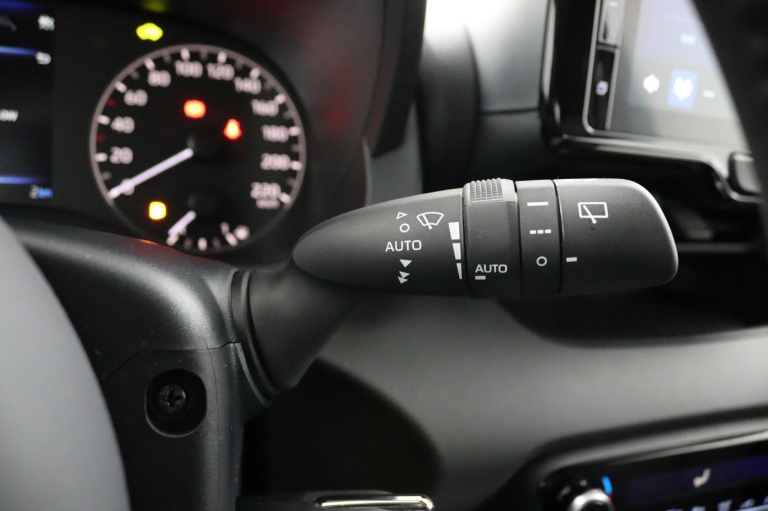 Toyota Yaris - 1.5 Hybrid 115 Comfort 21