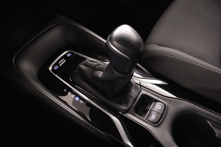 Toyota Corolla Touring Sports - 1.8 Hybrid Active 25