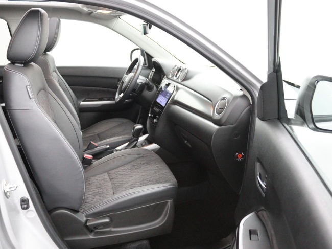 Suzuki Vitara - 1.5 Hybrid Style Automaat