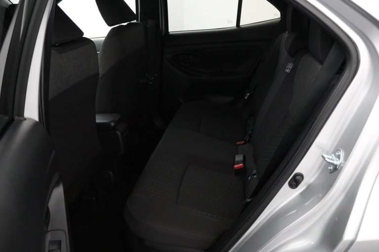 Toyota Yaris Cross - 1.5 Hybrid 115 First Edition 18