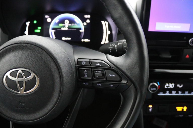 Toyota Yaris Cross - 1.5 Hybrid 115 First Edition 21