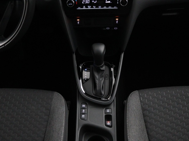 Toyota Yaris Cross - 1.5 Hybrid 115 First Edition