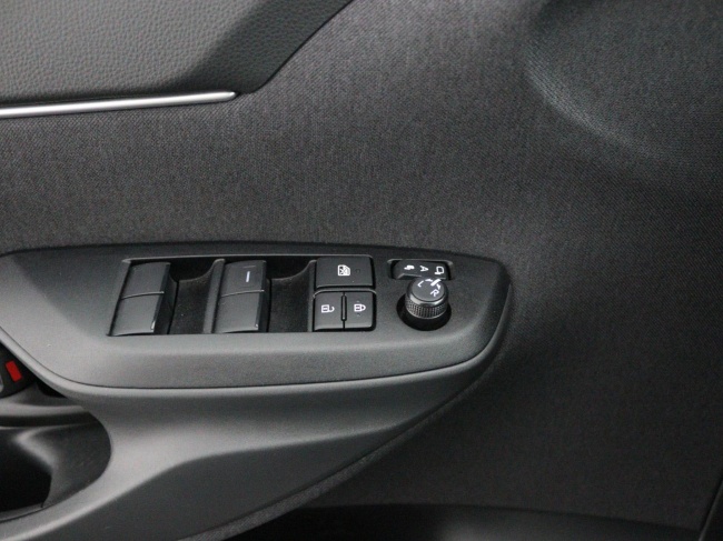 Toyota Yaris Cross - 1.5 Hybrid 115 First Edition