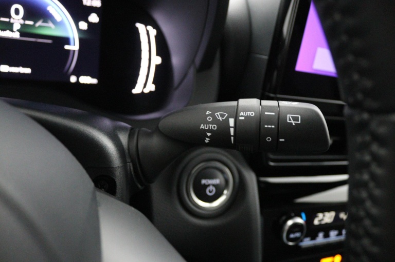 Toyota Yaris Cross - 1.5 Hybrid 115 First Edition 31