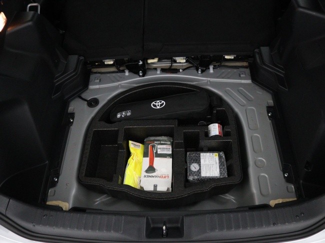 Toyota Yaris Cross - 1.5 Hybrid 115 First Edition