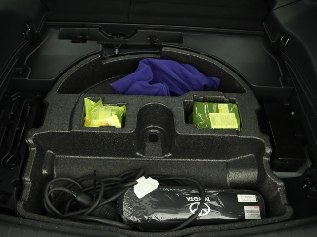 Toyota RAV4 - 2.5 Plug-in Hybrid AWD Business