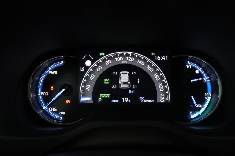 Toyota RAV4 - 2.5 Plug-in Hybrid AWD Business 52