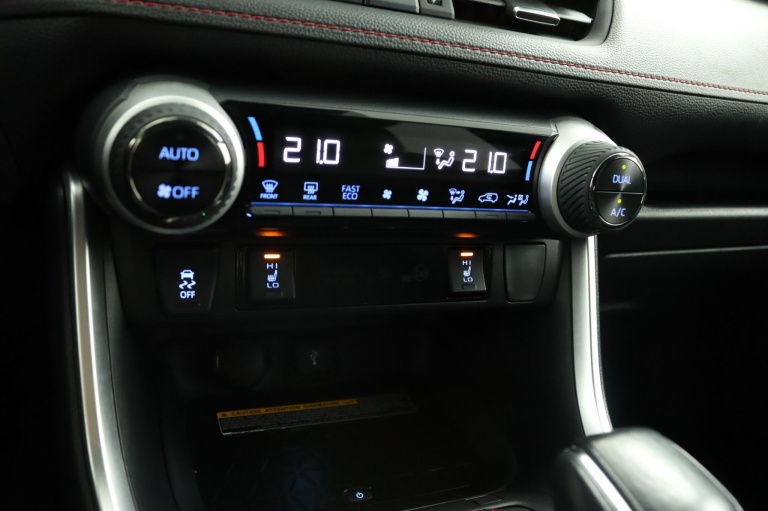 Toyota RAV4 - 2.5 Plug-in Hybrid AWD Business 7