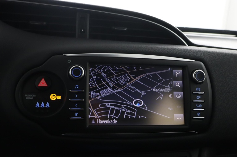 Toyota Yaris - 1.5 VVT-i Executive 28