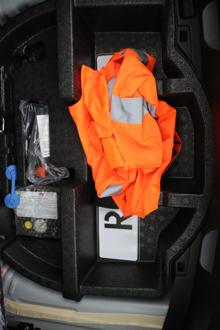 Toyota Yaris - 1.5 VVT-i Executive 34