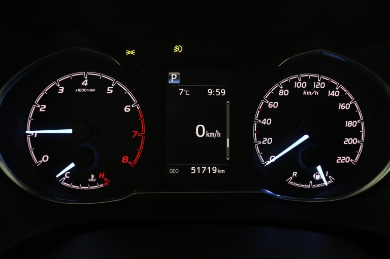 Toyota Yaris - 1.5 VVT-i Executive 6