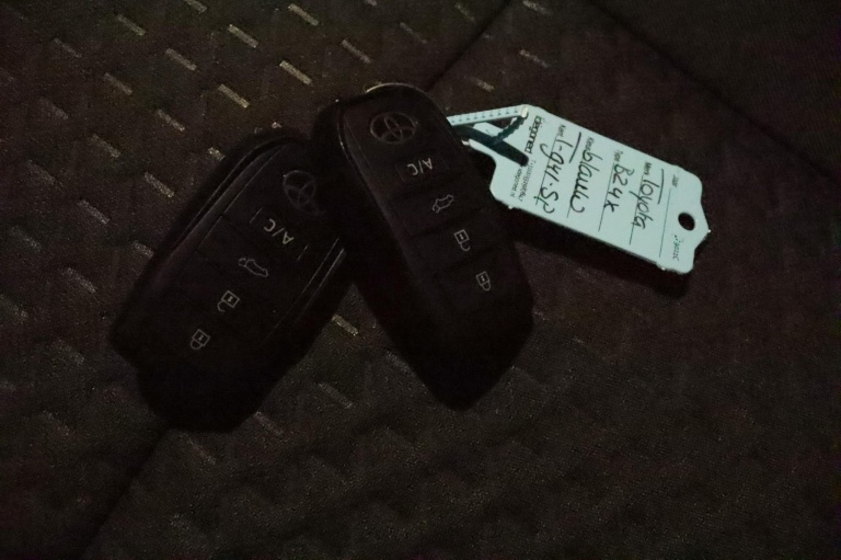 Toyota bZ4X - Business Plus 71 kWh 11