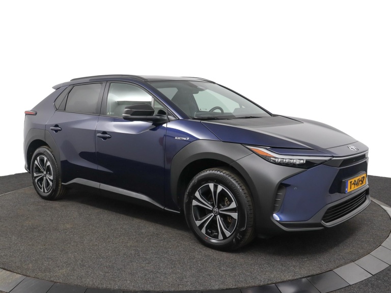 Toyota bZ4X - Business Plus 71 kWh 14