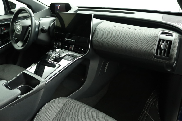 Toyota bZ4X - Business Plus 71 kWh 49