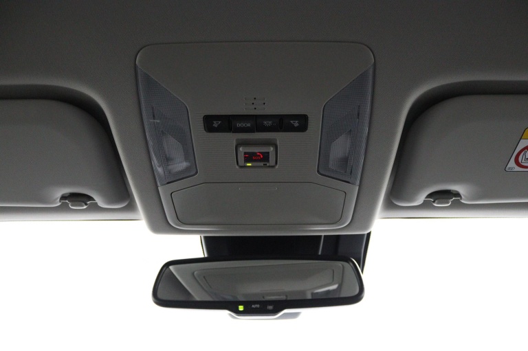 Toyota RAV4 - 2.5 Hybrid AWD Style 30