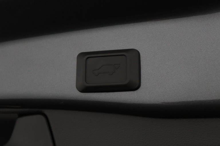 Toyota RAV4 - 2.5 Hybrid AWD Style 39