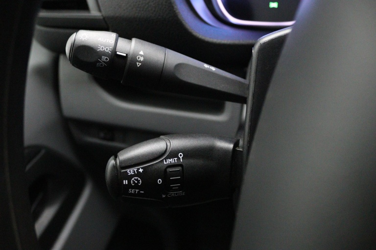 Toyota PROACE Electric Compact - Standard Range Live 23