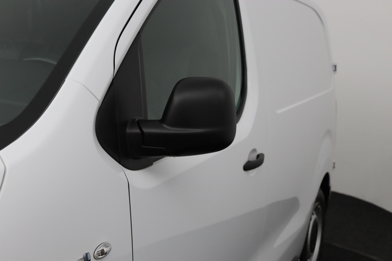 Toyota PROACE Electric Compact - Standard Range Live 28