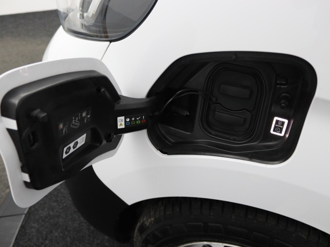 Toyota PROACE Electric Compact - Standard Range Live