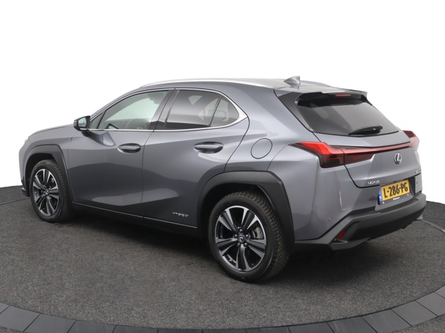 Lexus UX - 250h Preference Line