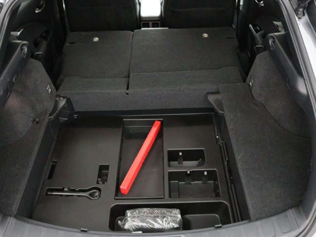 Lexus UX - 250h Preference Line