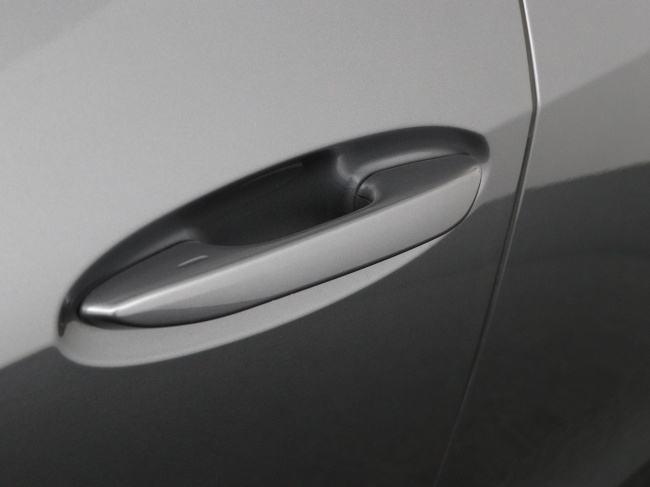 Lexus UX - 250h Preference Line