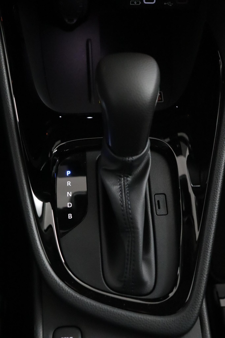 Toyota Yaris - 1.5 Hybrid 115 Dynamic 26