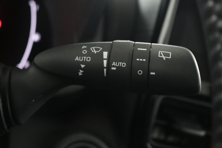 Toyota Yaris - 1.5 Hybrid 115 Dynamic 30