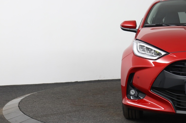 Toyota Yaris - 1.5 Hybrid 115 Dynamic 34