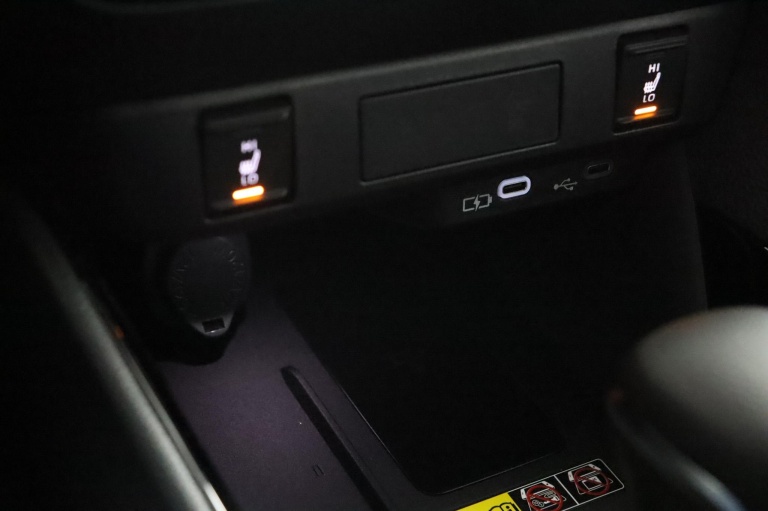 Toyota Yaris - 1.5 Hybrid 115 Dynamic 46