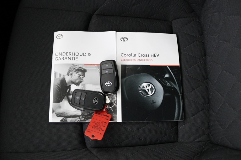 Toyota Corolla Cross - Hybrid 140 Dynamic 11