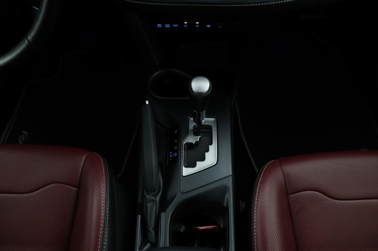 Toyota RAV4 - 2.5 Hybrid Executive 27