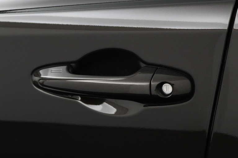 Toyota RAV4 - 2.5 Hybrid Executive 38