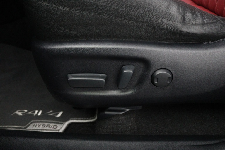 Toyota RAV4 - 2.5 Hybrid Executive 39