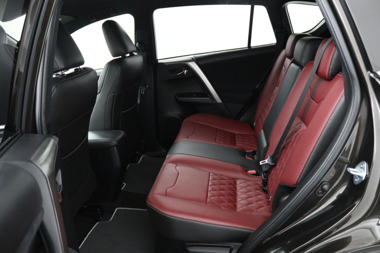 Toyota RAV4 - 2.5 Hybrid Executive 40