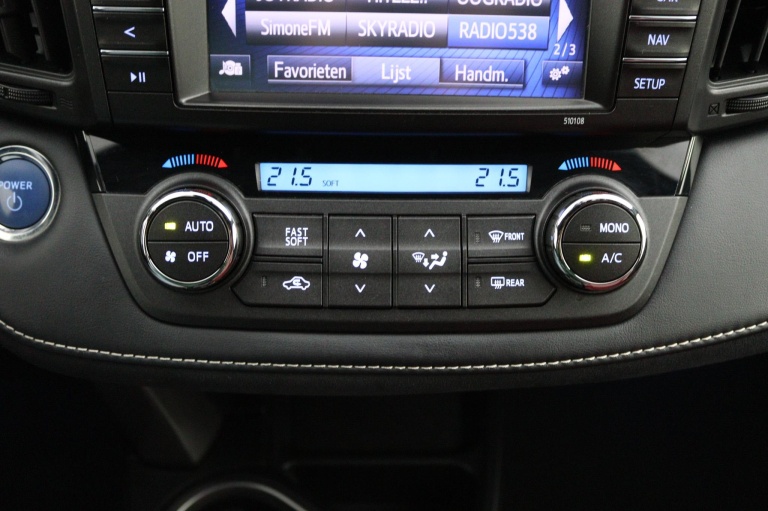 Toyota RAV4 - 2.5 Hybrid Executive 7